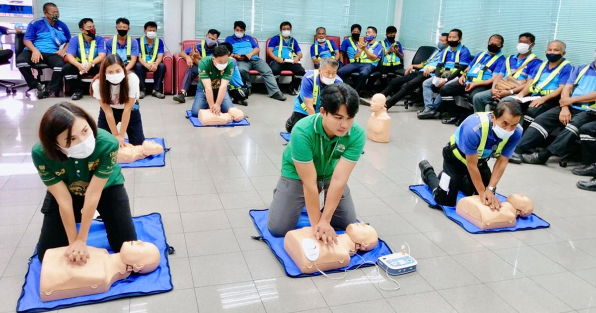 Safety training courses according to law - CPR training