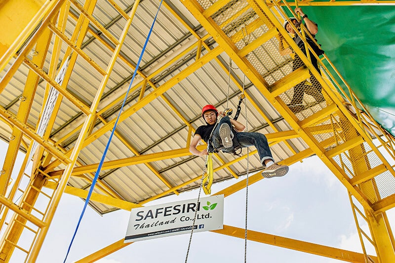 Abseiling, working at height, training height