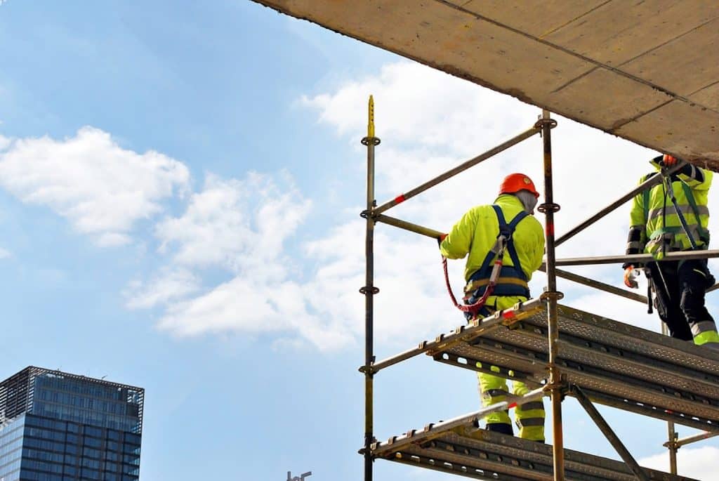 Safe use of scaffolding